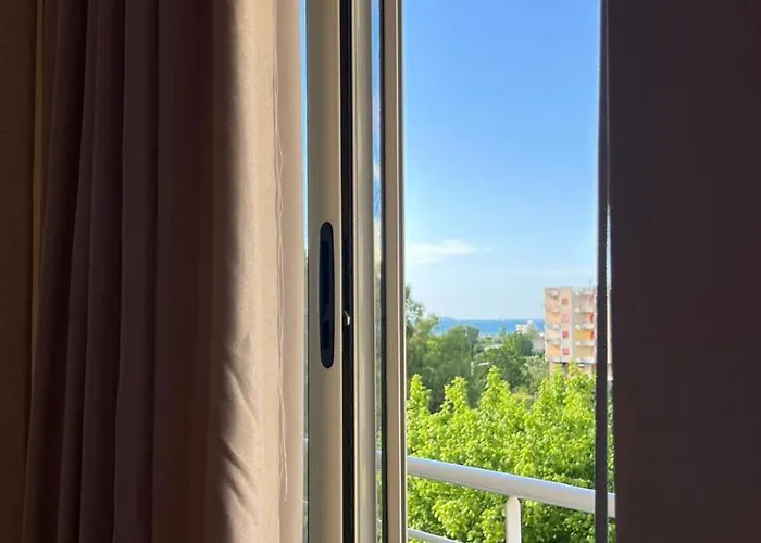 A&a Orikum Apartment *