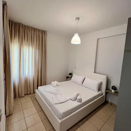 A&a Orikum Apartment *